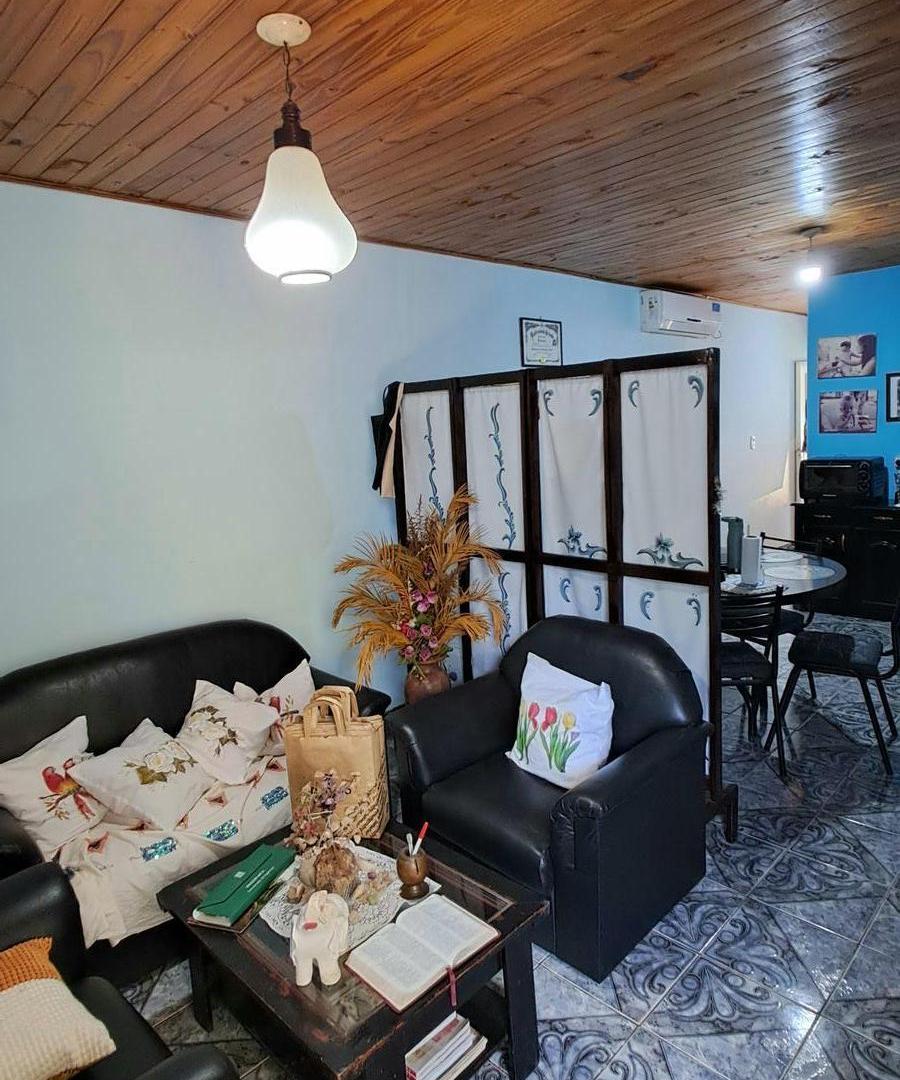 Se Vende Casa en B° Santa Helena - Garupa