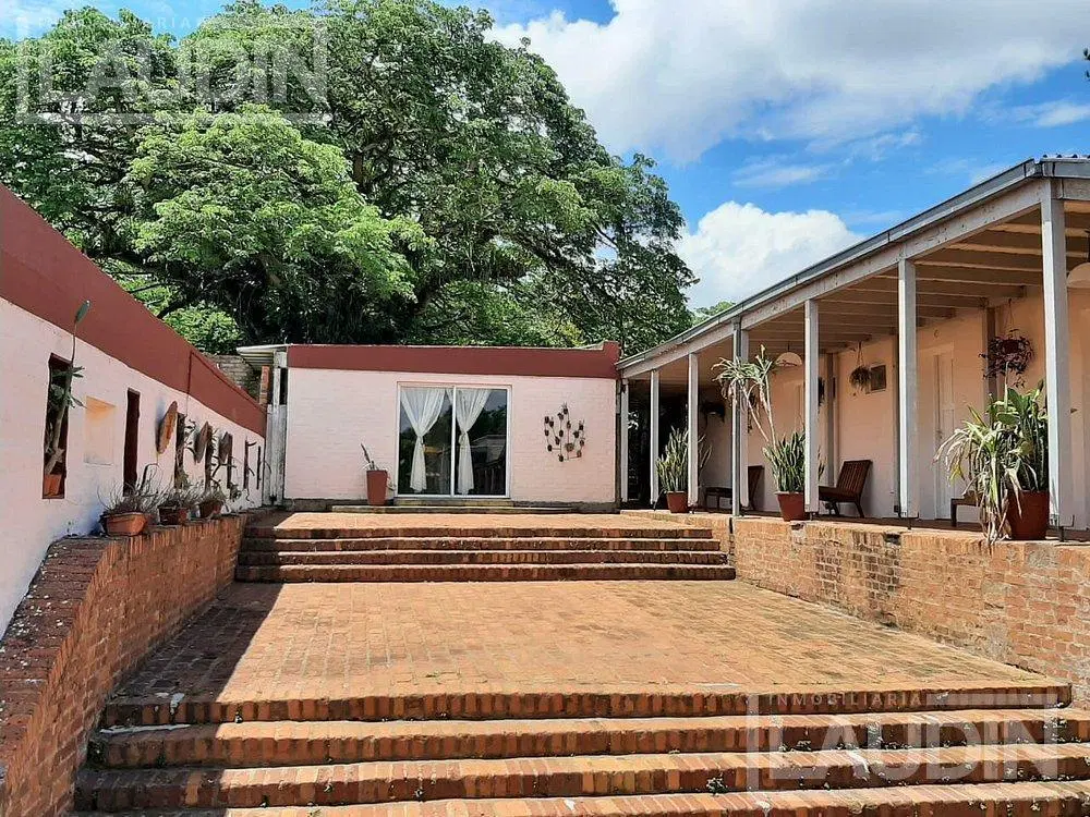 Se Vende Hotel en Montecarlos 3