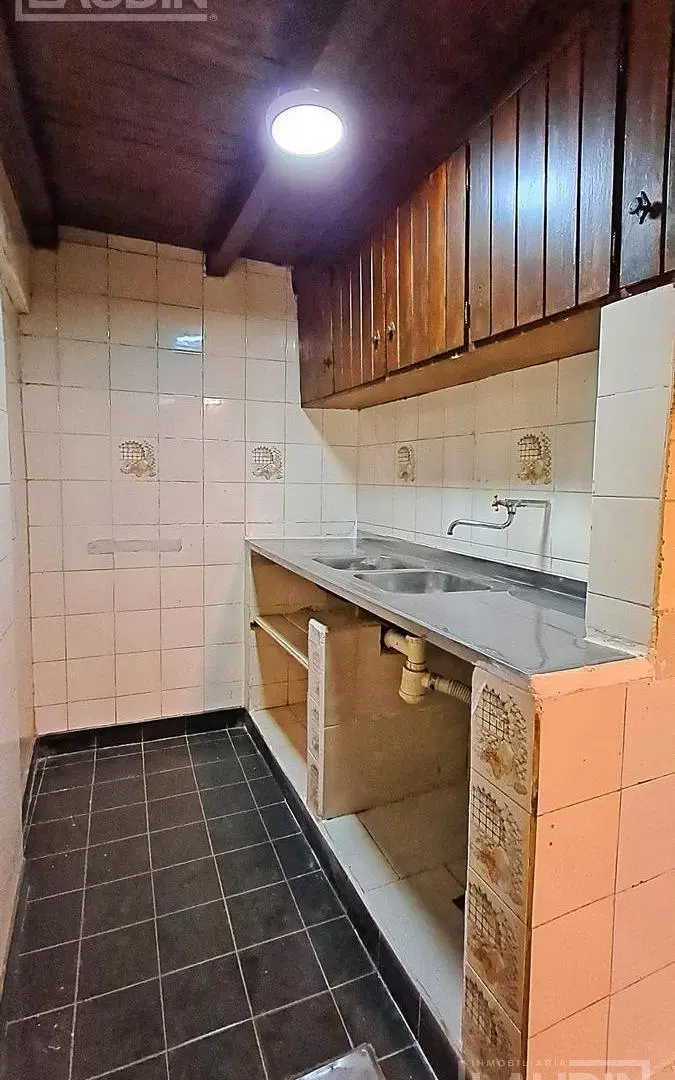 Casa en Av. Corrientes C/Roque Perez 8
