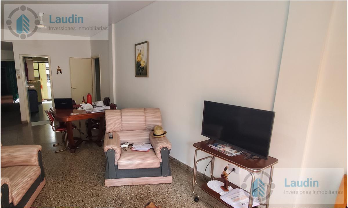 Foto de Se vende departamento centrico 2 dormitorios- Posadas, imagen 1