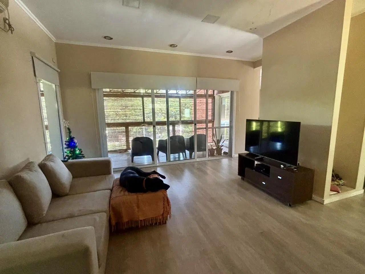 Rio Ceballos casa moderna con pileta, Apta Crédito 5