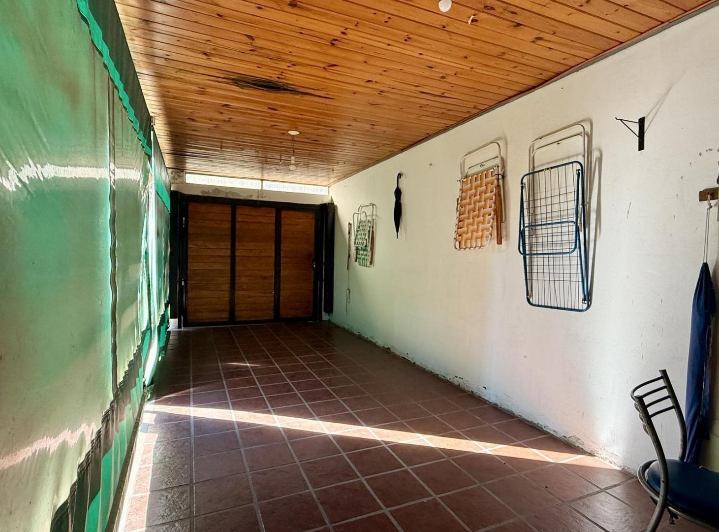 Foto de Venta Casa 3 dor c/ Cochera x3, Patio y Pileta, imagen 5
