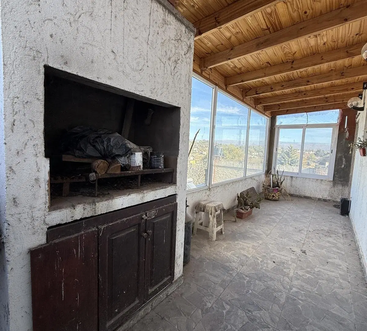 Departamento con cochera en Villa Santa Cruz del Lago 2