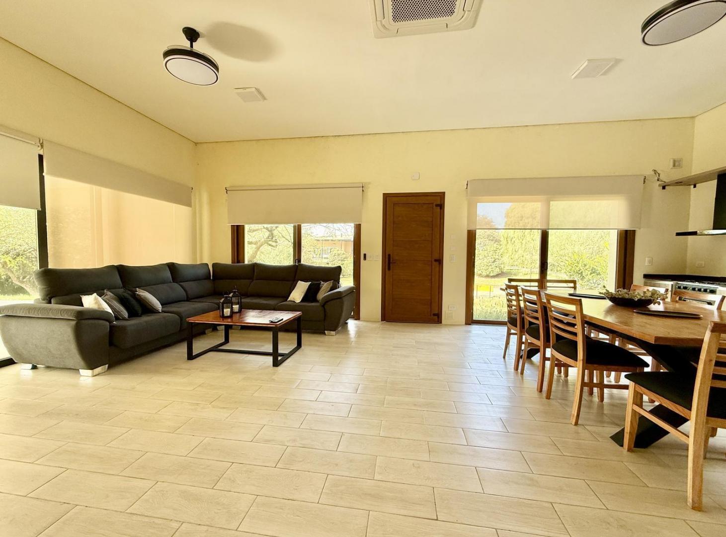Foto de Casa en venta Potrerillo de Larreta 4dor en suite, pileta. A Estrenar, imagen 3
