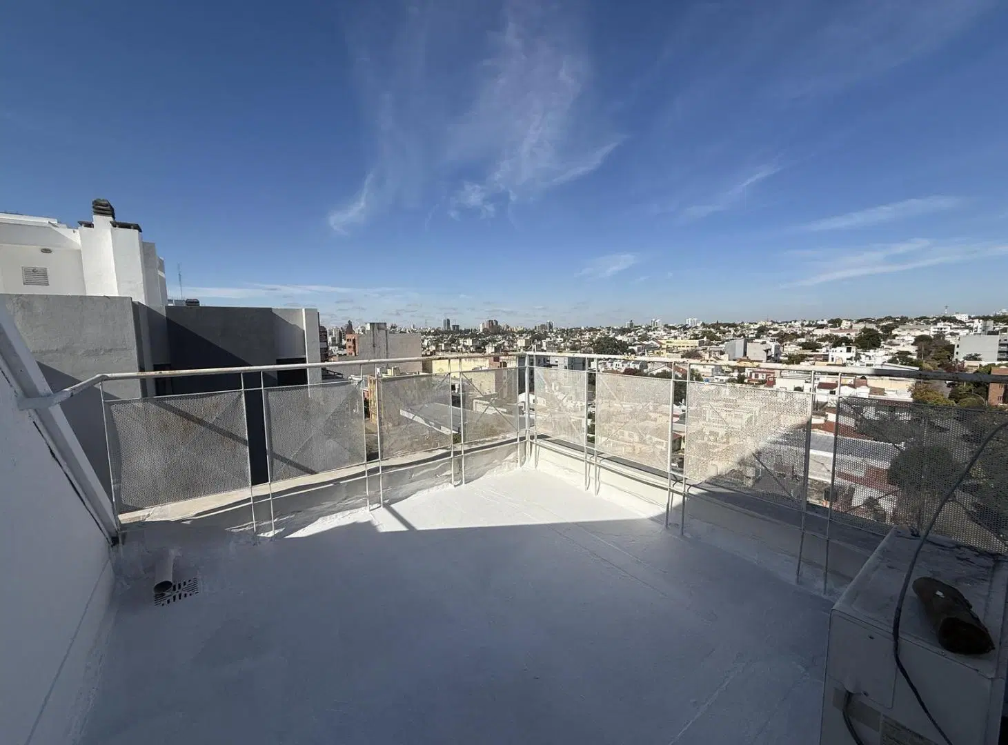 Departamento Duplex 2 dor con terraza y espectacular living con vista 2