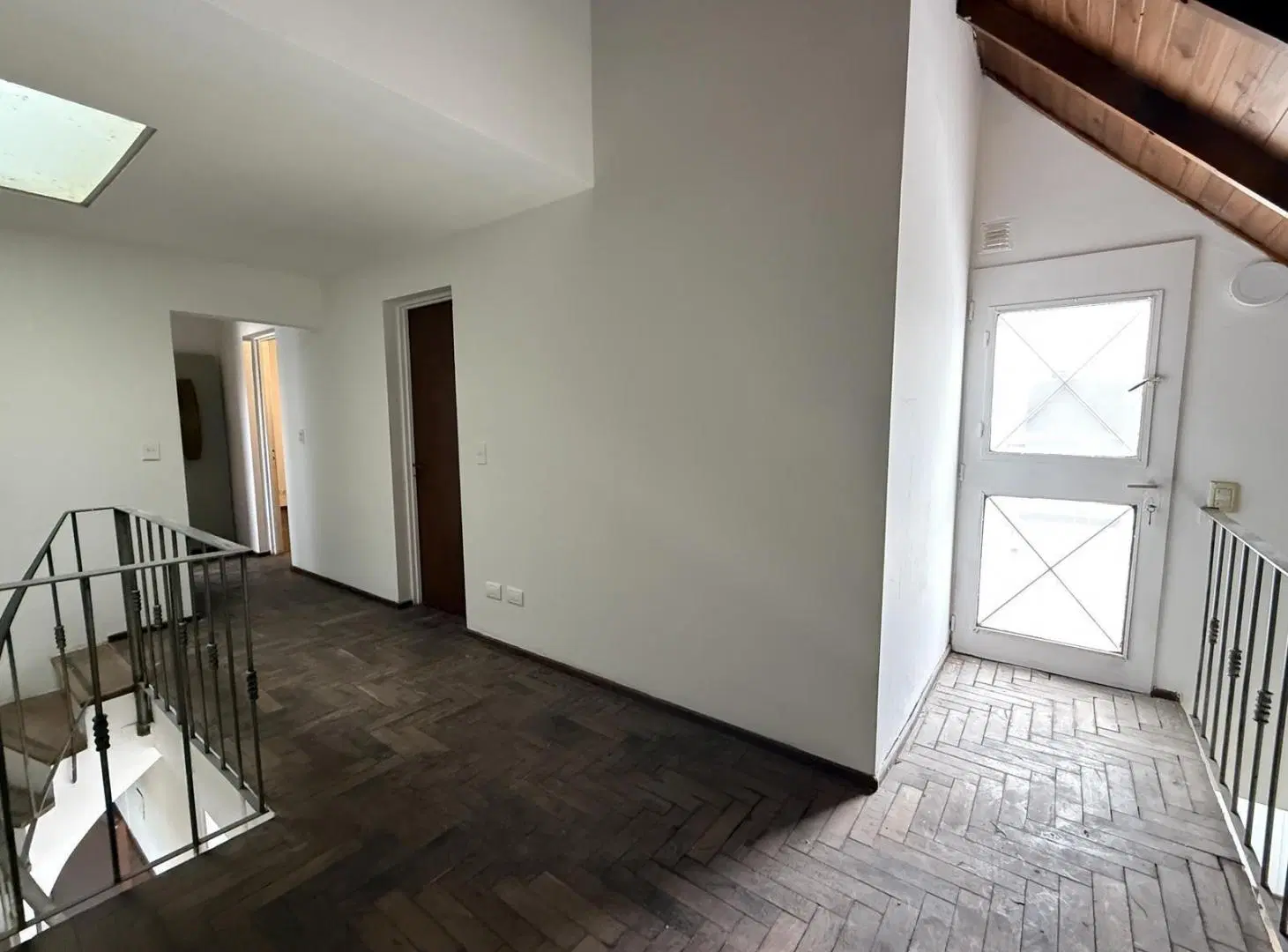 Departamento Duplex 2 dor con terraza y espectacular living con vista 4