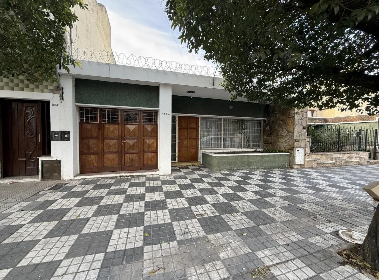 Casa en venta sobre Avenida Pueyrredón 2