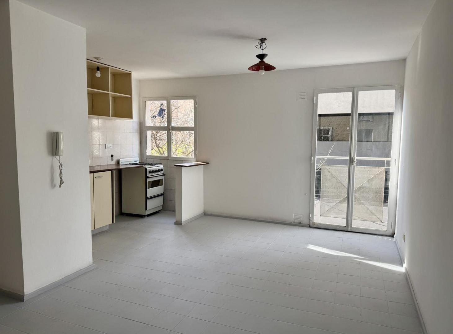 Foto de Alquiler departamento 1dor Duarte Quiros 1700, imagen 5