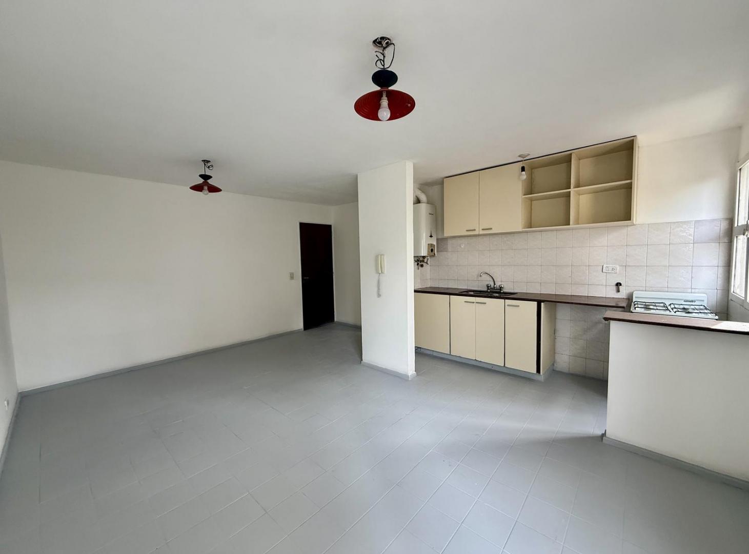 Foto de Alquiler departamento 1dor Duarte Quiros 1700, imagen 4
