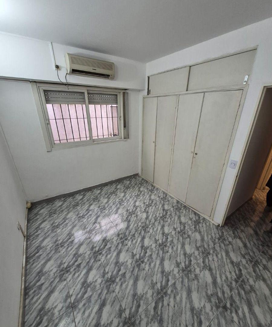 Foto de Alquiler - 2 AMBIENTES CON PATIO PROPIO – CASI 50 M² – SAAVEDRA, imagen 2