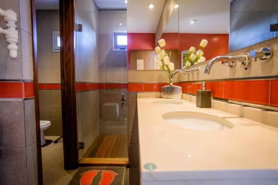 Venta hermosa casa en Altos de Hudson II