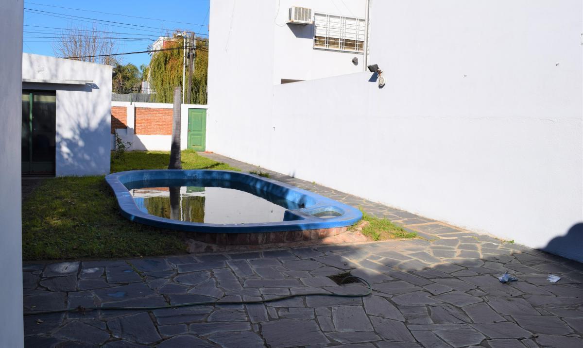 VENTA CASA/QUINTA EN WILDE oportunidad