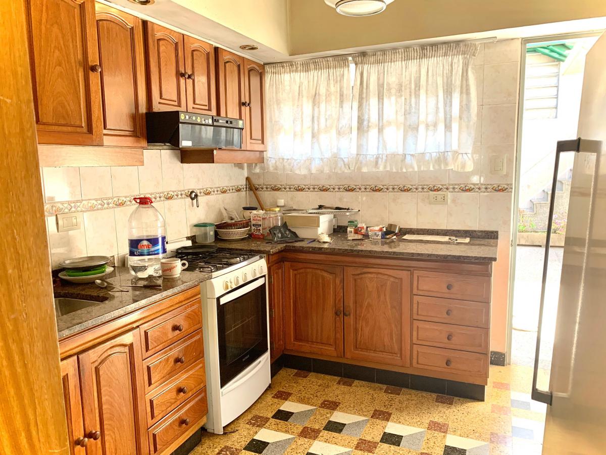Venta casa 4 amb ideal inversor Quilmes Oeste