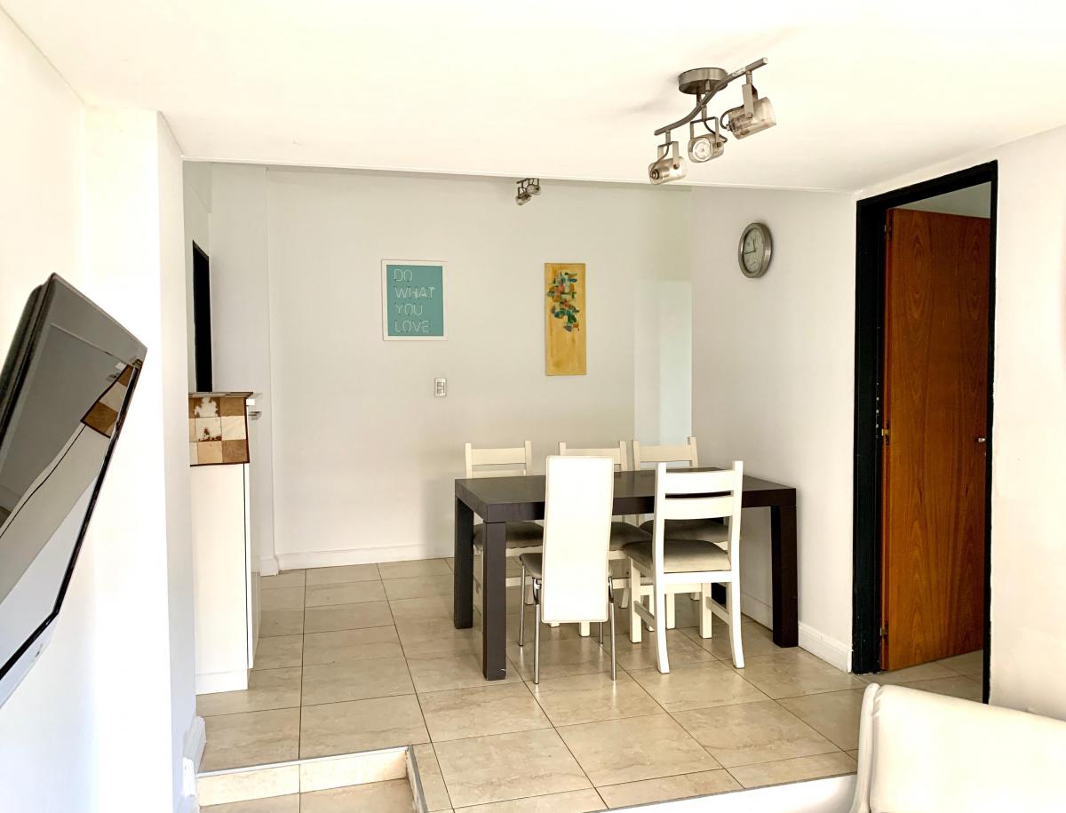 Venta de Departamento Semipiso en Bernal Centro c/ cochera