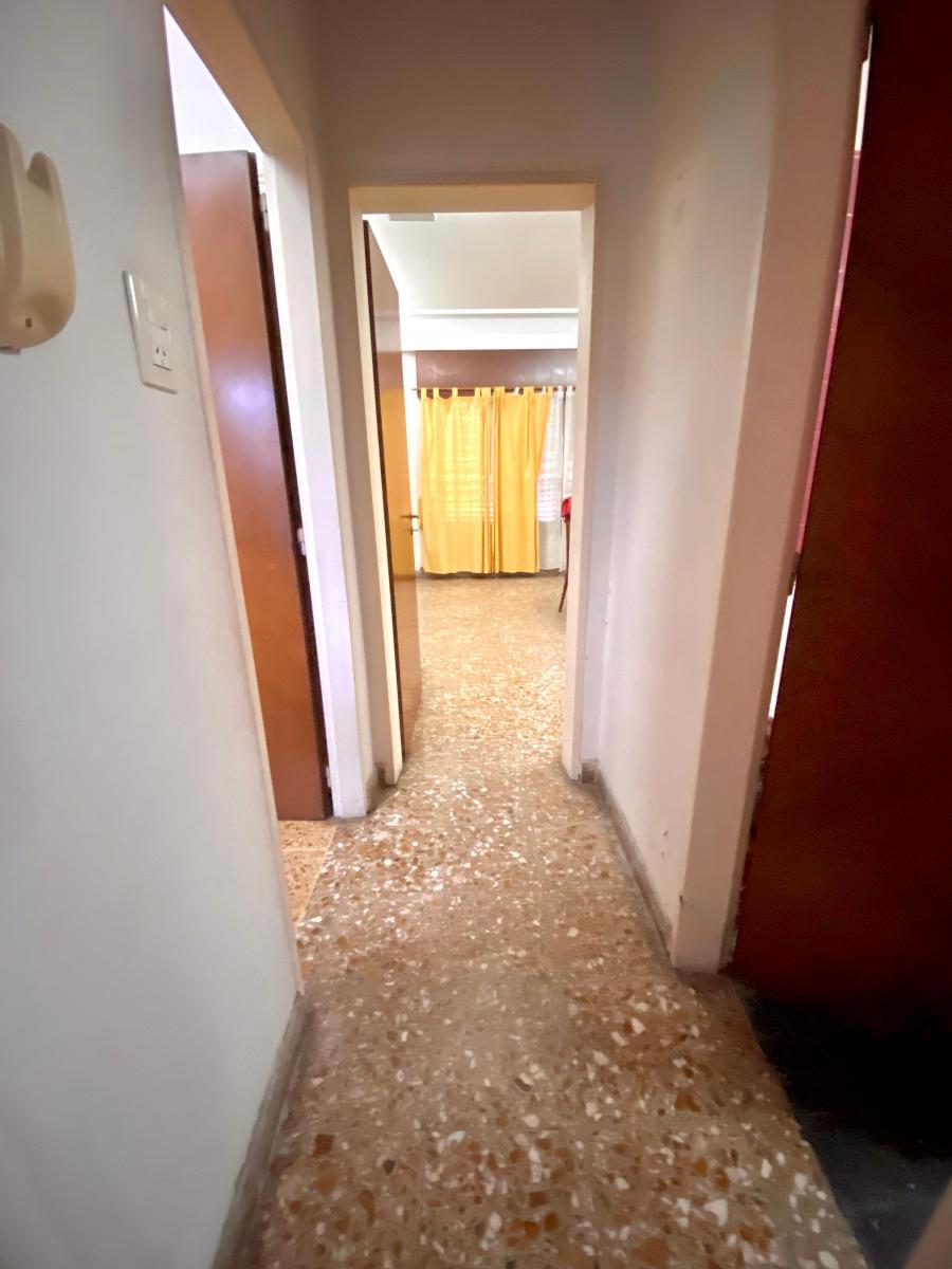 VENTA Casa para dos Familias con Garage WILDE Centro Multiples usos