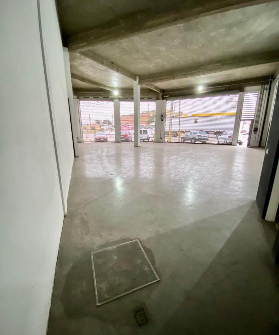 Foto de Alquiler Local/ Galpon/ Bodega en Av 14 y Cno Gral Belgrano Berazategui, imagen 3