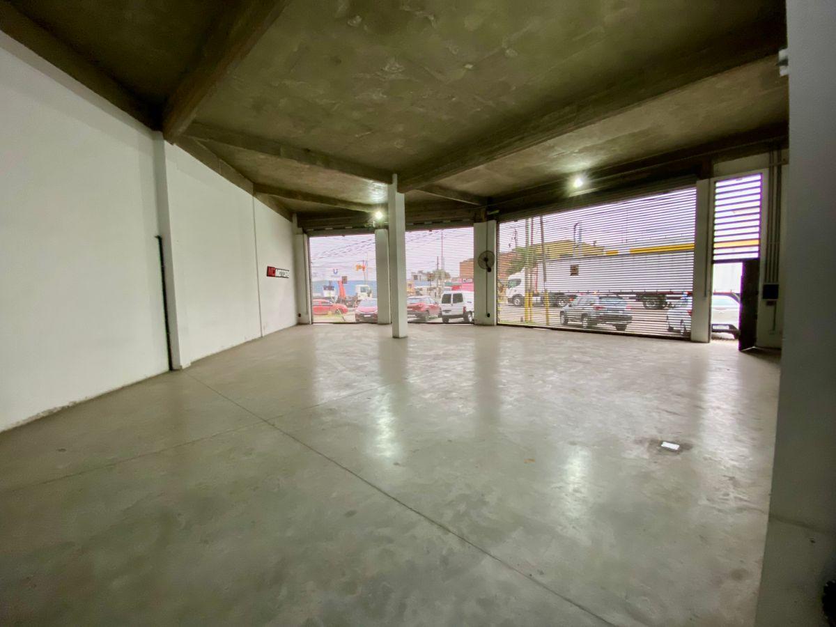 Foto de Alquiler Local/ Galpon/ Bodega en Av 14 y Cno Gral Belgrano Berazategui, imagen 5