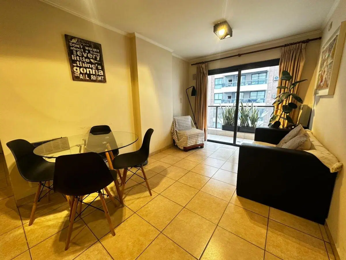 Excelente ubacion - Categoria - Balcon amplio 4