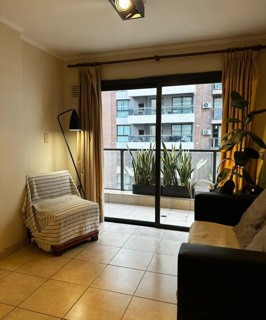 Excelente ubacion - Categoria - Balcon amplio 5