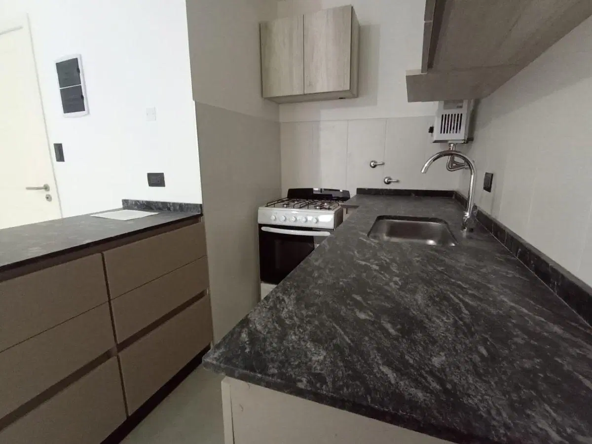 A estrenar - Balcon - Amenities - Seguridad 24hs 5