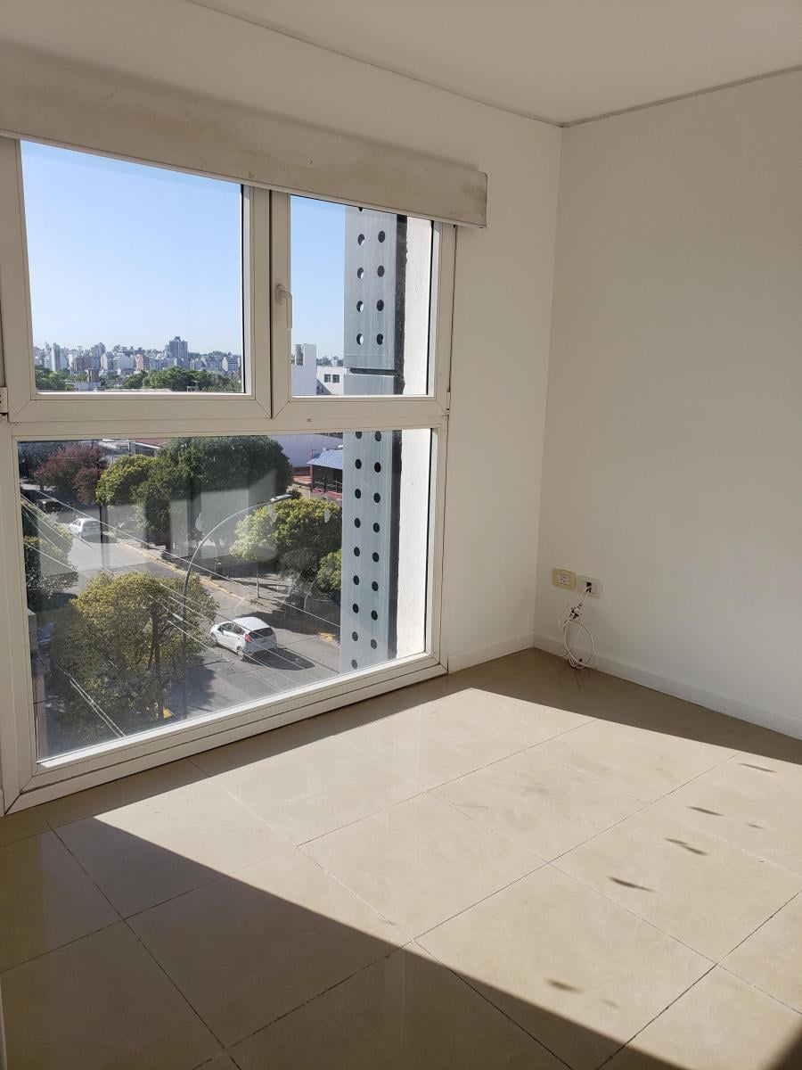 Foto de Vendo Departamento 2 Dormitorios Av. Pueyrredón 1200 Externo, Balcón, imagen 2