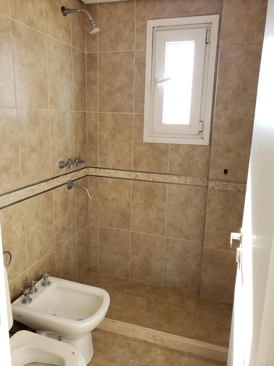 Foto de Vendo Departamento 2 Dormitorios Av. Pueyrredón 1200 Externo, Balcón, imagen 3