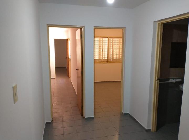 Alquilo dep 3 dormitorios y patio en B° Las Palmas, Diego Cala 390 3
