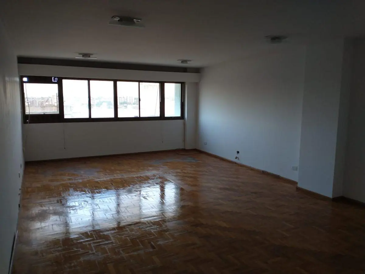 Vendo oficina comercial 30M2 B° Centro, Ituzaingó 100 1