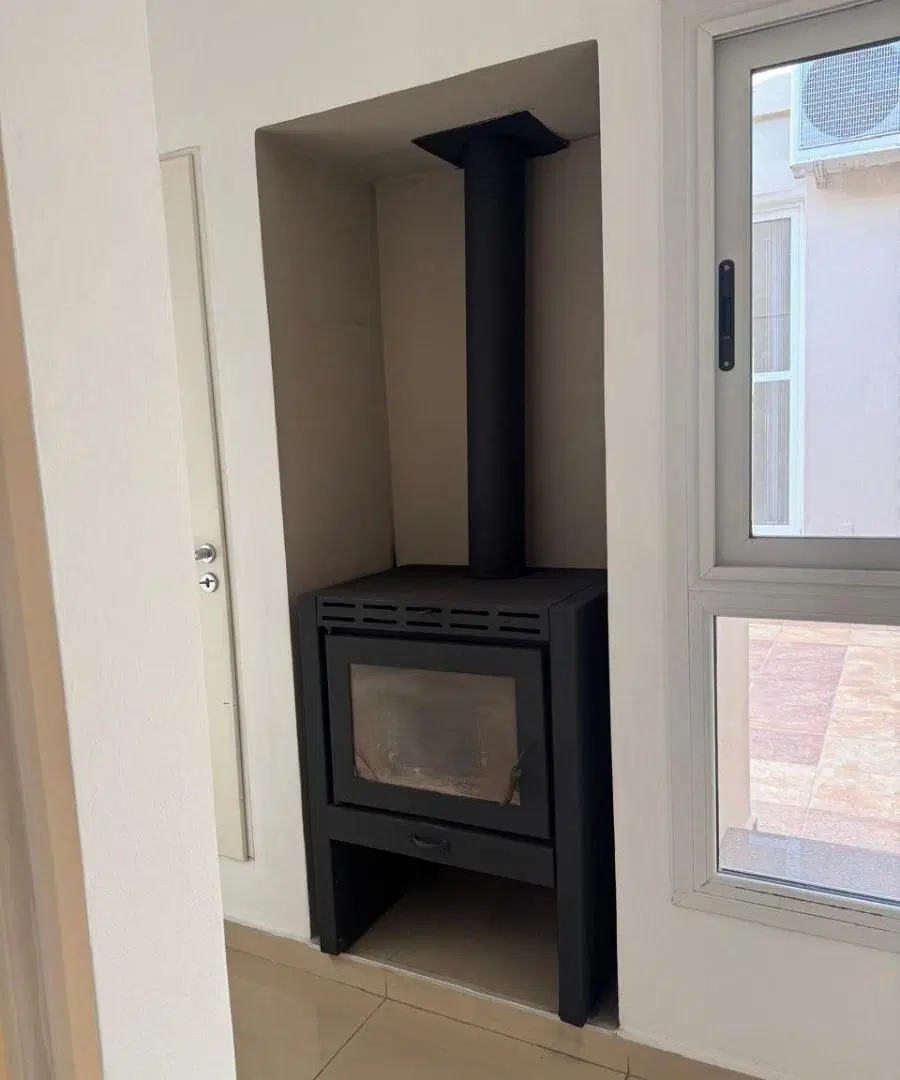 Vendo casa 3 dor, 3 baños, patio, pileta, cochera 4 autos en Jesús María 370M2 5