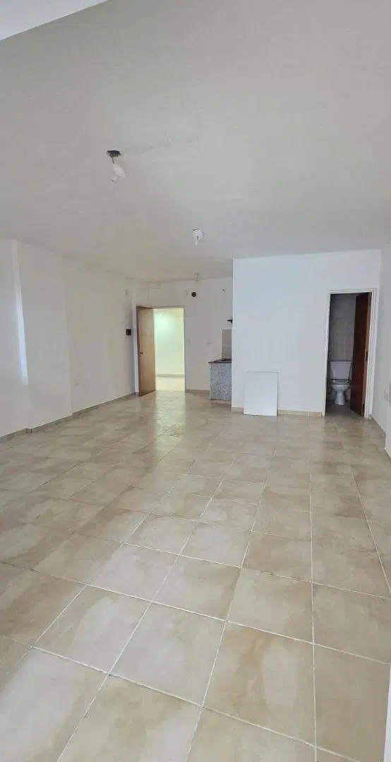 Alquilo local comercial 60m2 Nueva Córdoba, Perú 100 2