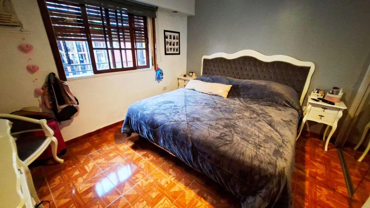 Casa 5 Amb. c/Garaje, Patio y Terraza + Loft de 39 m² en Planta Alta – Barrio Santa Rita – C.ABA 4