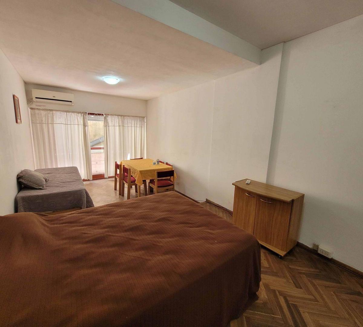 Foto de 1 AMBIENTE CON MUEBLES, IDEAL PRIMERA VIVIENDA O RENTA TEMPORARIA!, imagen 2