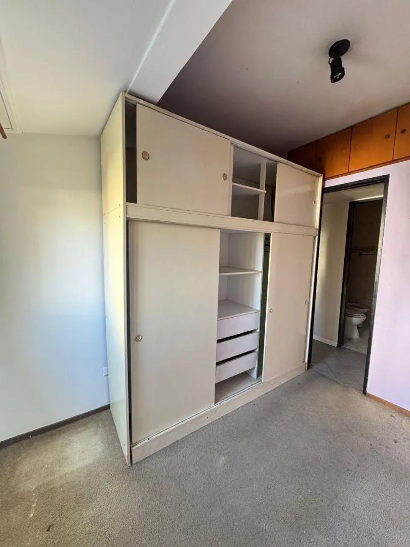 3 AMBIENTES CON BALCON EN VENTA, VILLA DEL PARQUE! 5