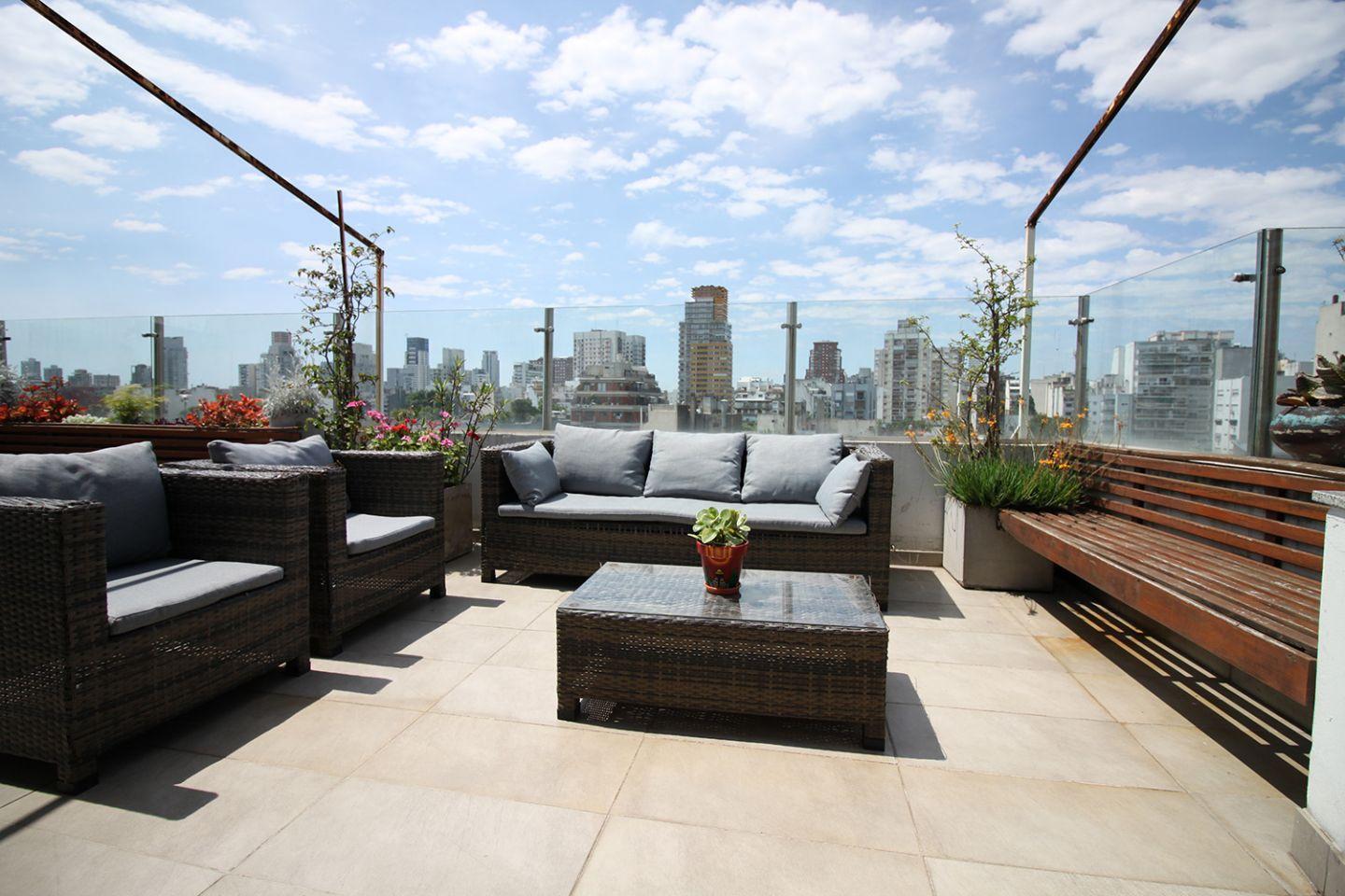 Foto de DUPLEX 5 AMB C/ BALCON TERRAZA! 200m2!, imagen 3