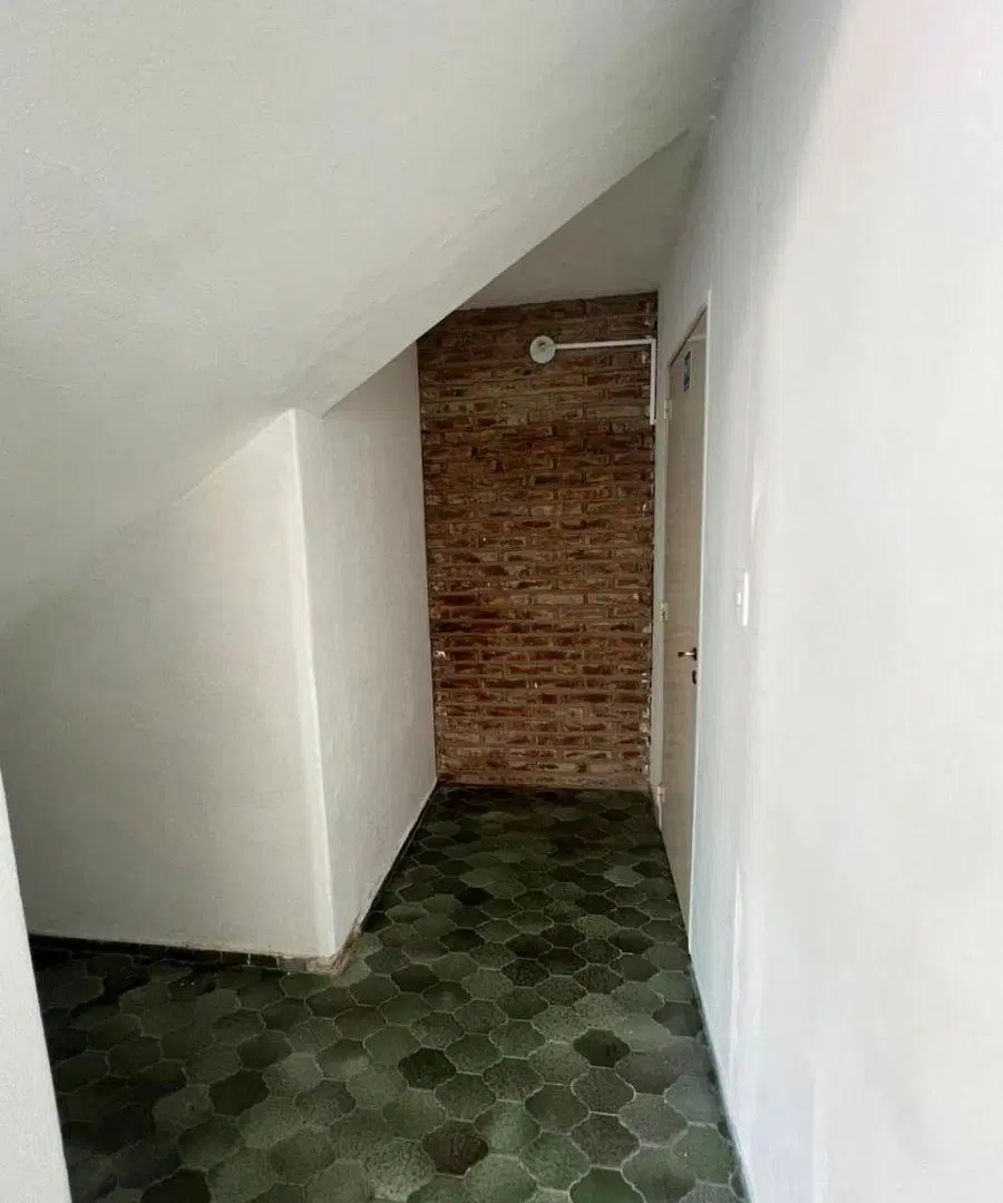 ALQUILO LOCAL COMERCIAL SOBRE AV. MONSEÑOR P. CABRERA 7