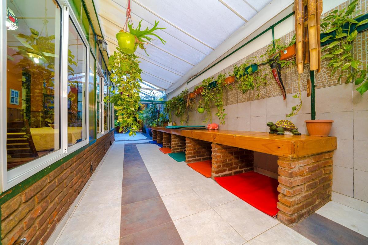 Venta PH 10 Ambientes Parque Chacabuco 580 m² Cocheras Patio G/terraza S/expensas 2