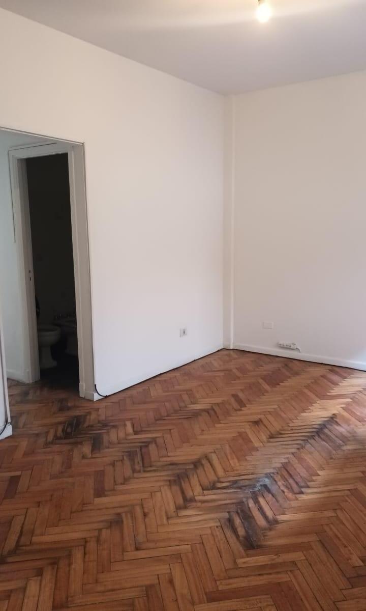 Venta Departamento 2 Ambientes Parque Chacabuco 38 m² Frente Balcón Bajas Exp 1