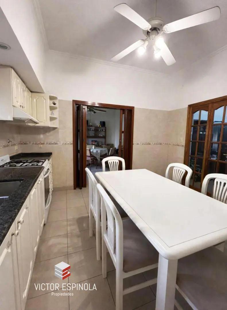 PH 3 ambientes en planta baja con garage, patio y quincho con baño Villa Bosch 4