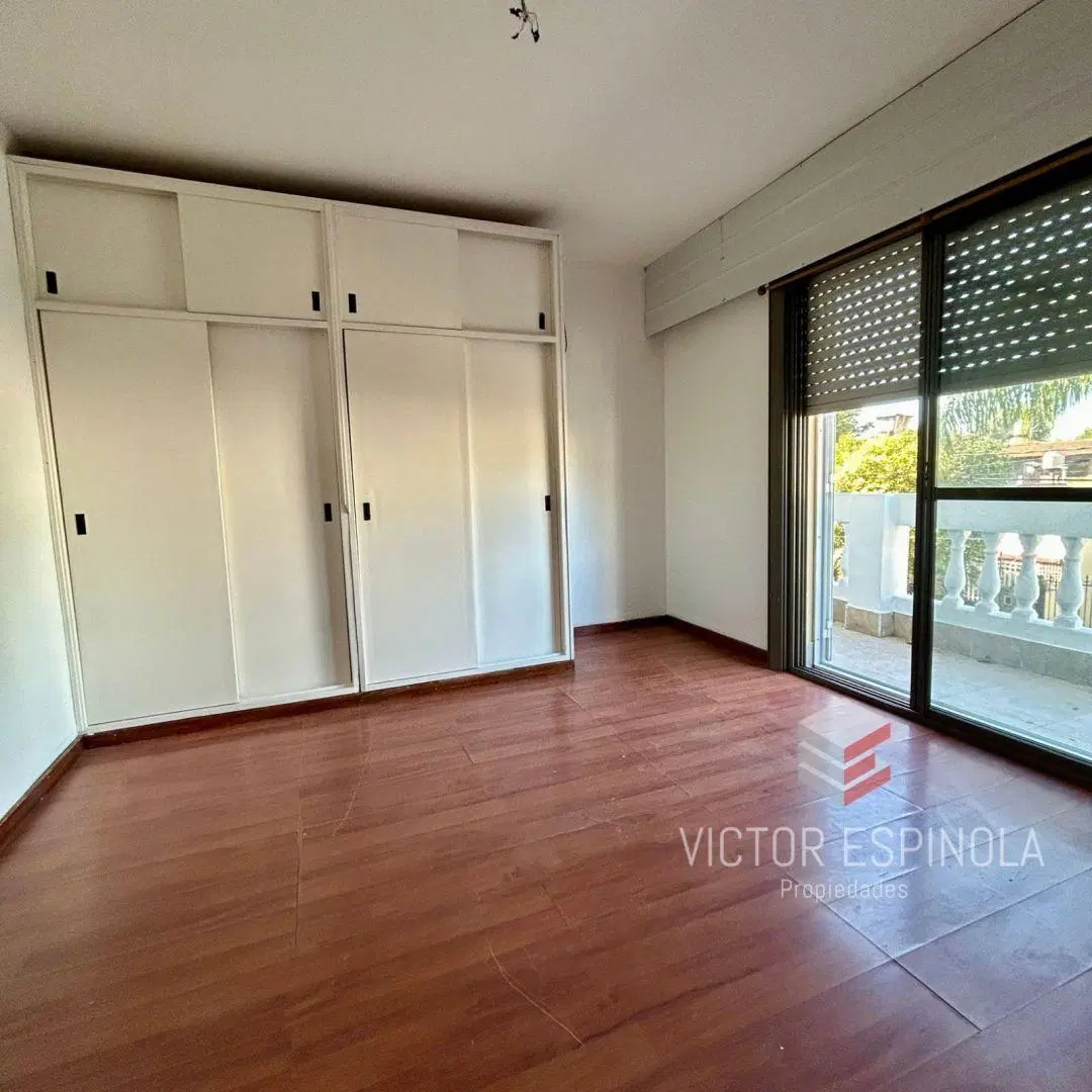 ALQUILER CASA TIPO PH VILLA BSOCH 5 AMBINETES 2 BAÑOS 2 COCHERAS 2