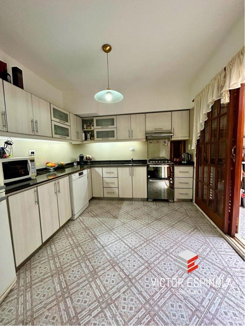 Foto de VILLA BOSCH DUPLEX VENTA 4 AMBIENTES APTP CREDITO, imagen 3
