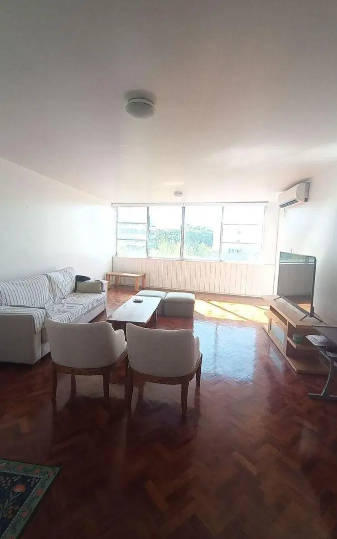 Departamento en venta sobre Colon 2