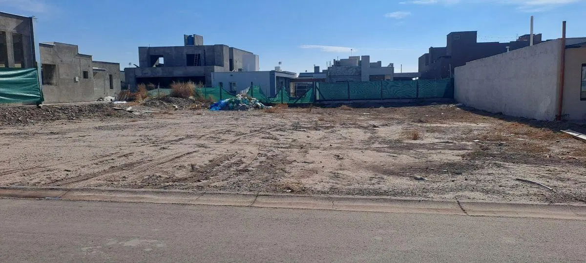 LOTE EN VENTA BARRIO PRIVADO LAS RETAMAS 8