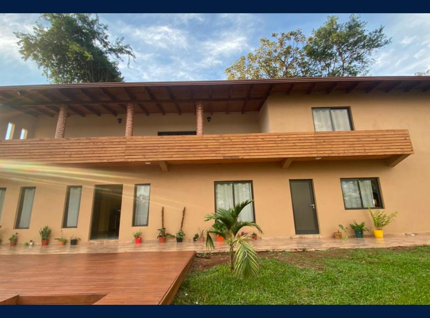 Casa con 1245 m² con 3 dormitorios en venta en 25 de Mayo