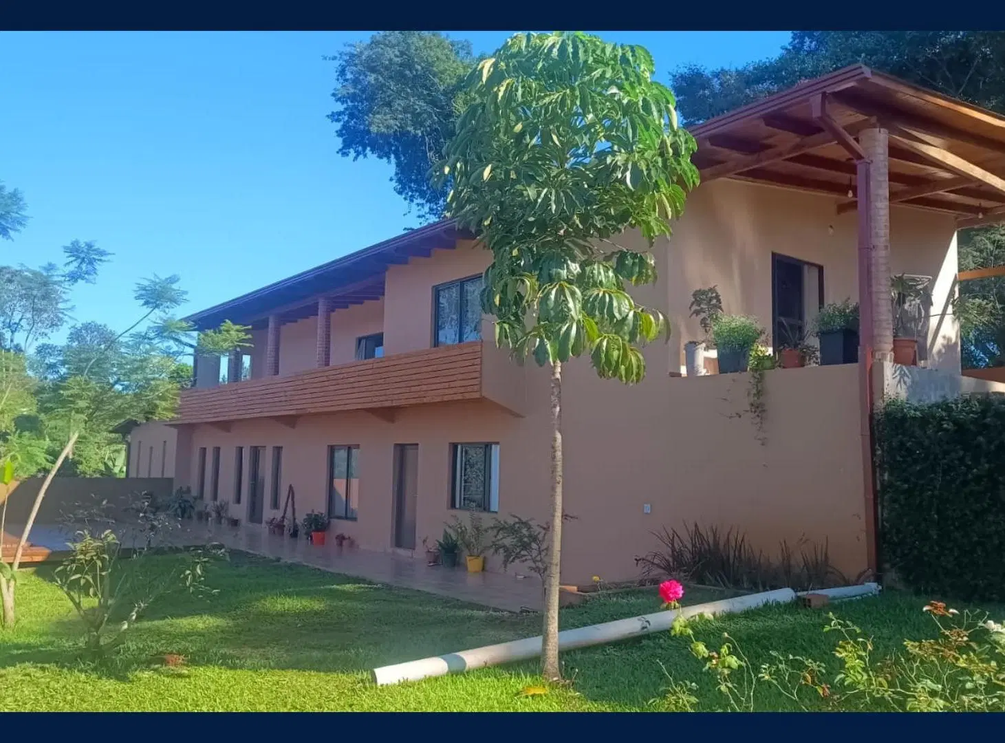 Casa con 1245 m² con 3 dormitorios en venta en 25 de Mayo 8