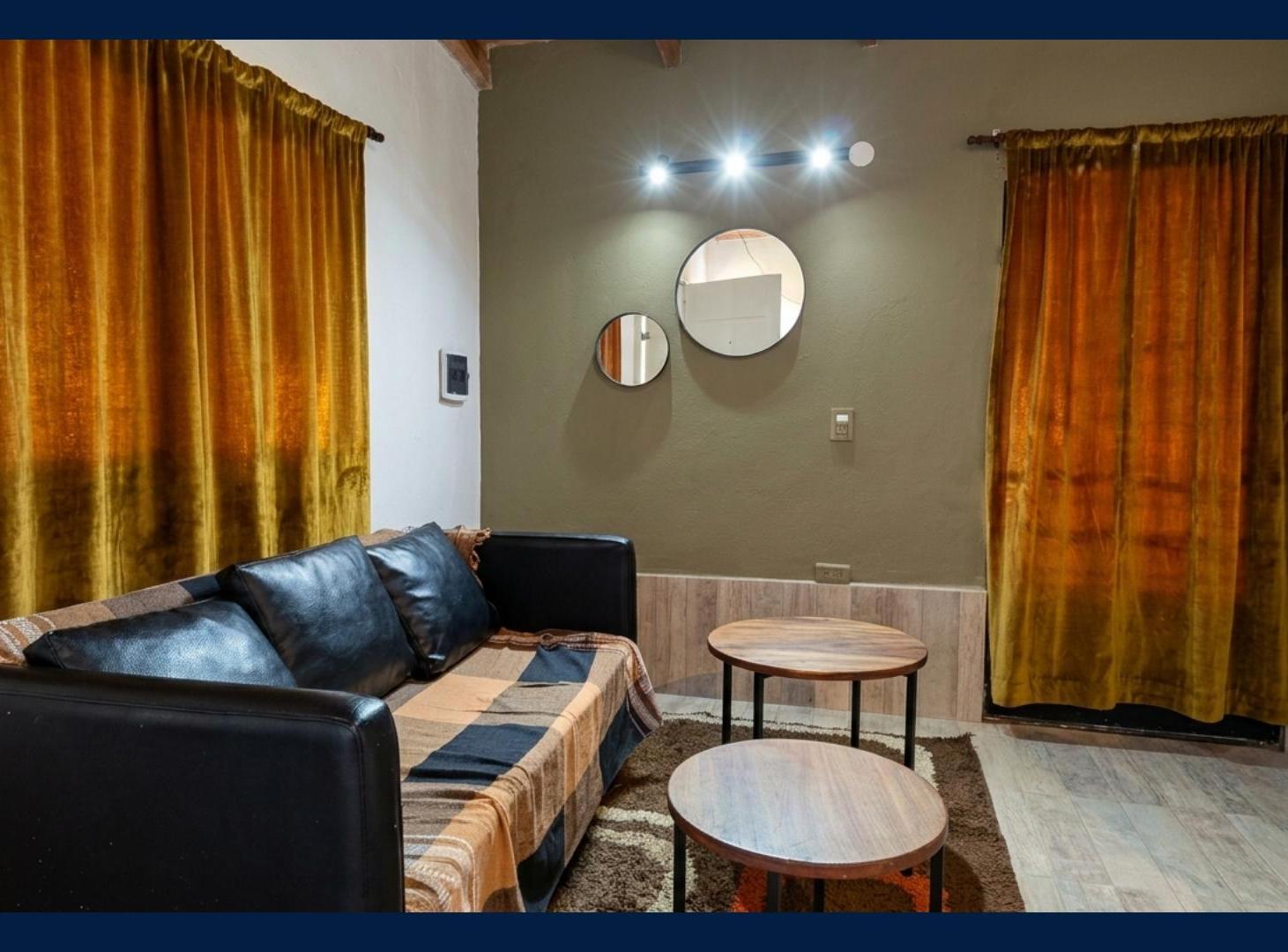 Foto de Casa de 437 m² con 2 dormitorios con Piscina + Quincho en venta en Paso, imagen 4