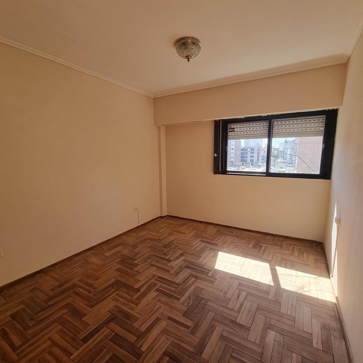 Venta - 3 Dorm. Centrico 2