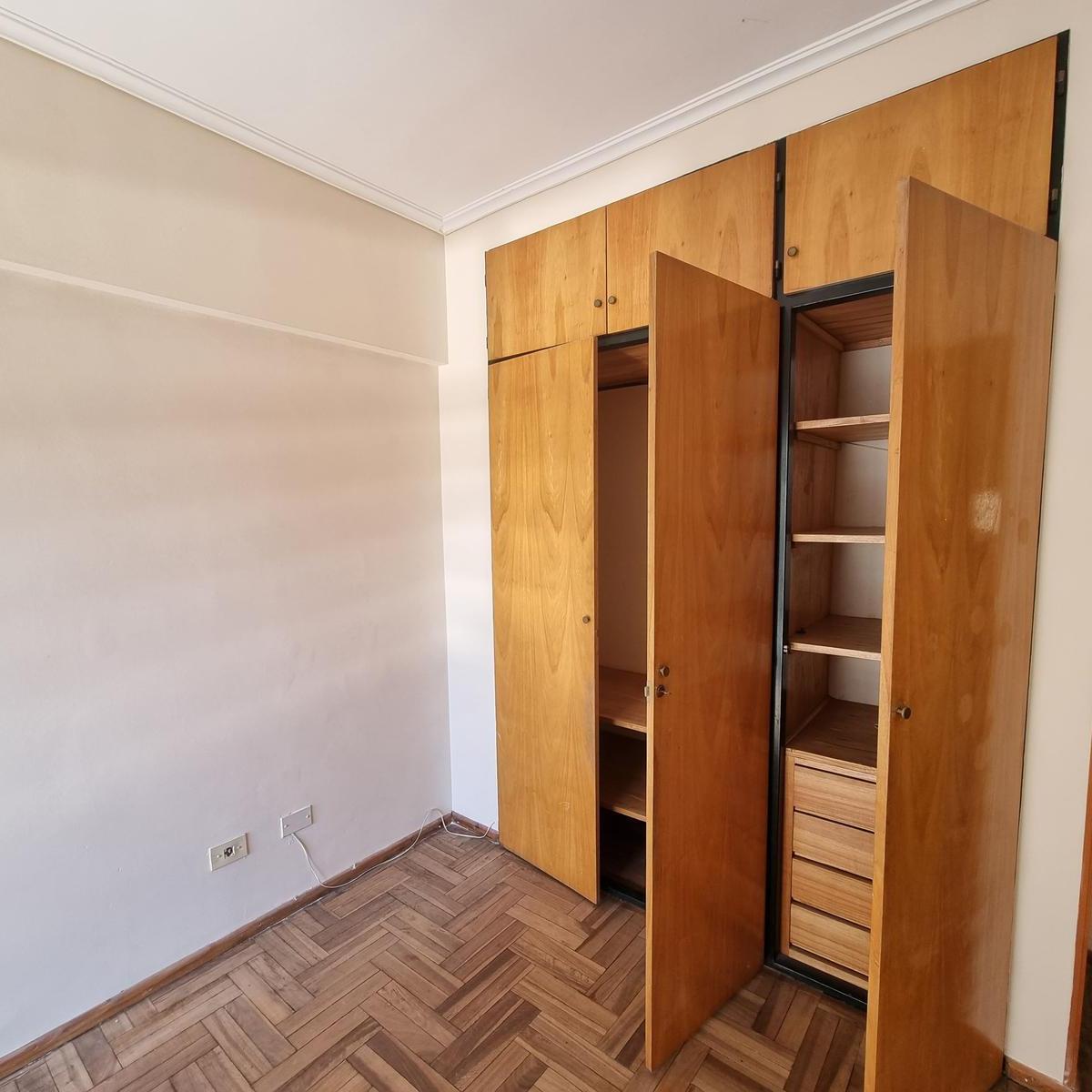 Venta - 3 Dorm. Centrico 3