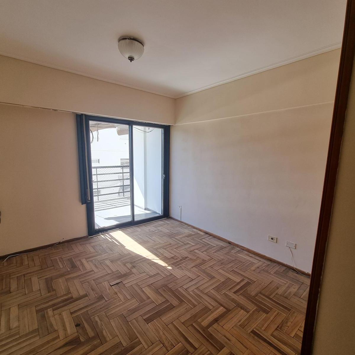 Venta - 3 Dorm. Centrico 2