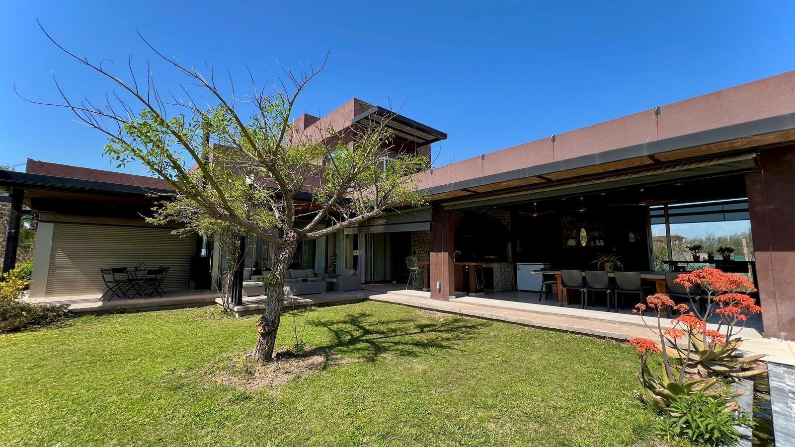 Foto de Casa en Alquiler PUERTO ROLDAN - Vistas al Lago, imagen 3