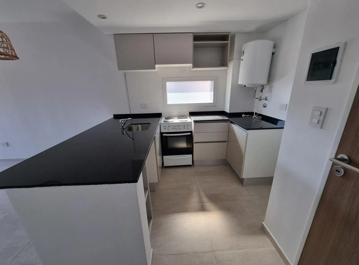 1 Dormitorio en alquiler con TERRAZA EXCLUSIVA 3